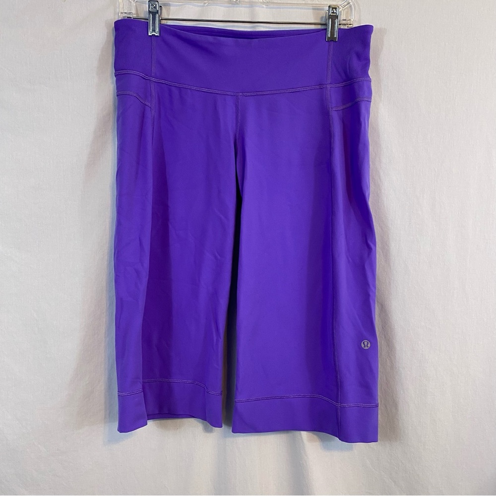 Lululemon Size 8 Longer Style Athletic Shorts